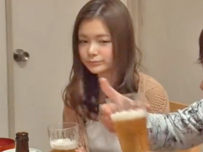 美人姉妹がそれぞれの旦那を交換しスワッピング4Pｗｗｗ