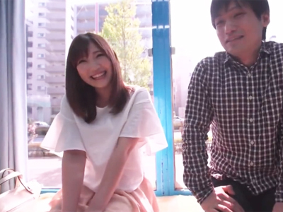 彼氏のちんぽ当てゲームに失敗したカップルの激カワ彼女にお仕置き中出しｗｗｗ