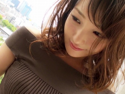 美人過ぎる三十路素人さん！普段はフラワーショップで働く彼女が花をちんぽに持ち替えて淫らなSEX
