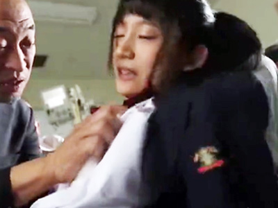 麻薬取引の現場を押さえた女捜査官が拘束されてクスリを打たれ中出しレ●プの餌食に‥