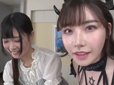 「キミにしか見えてないから♥」彼女には見えてないエロサキュバスに精子抜かれて強制中出し