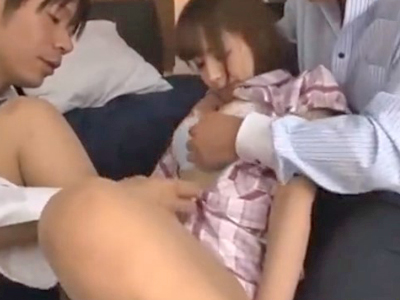 「あなた助けてぇ！」何も出来ない旦那の前で顔射3Pレ●プされる巨乳妻