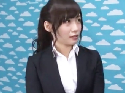 「や‥ちょっと‥」ベロチューで歯止めが利かなくなった上司に種付け中出しされる美少女OL