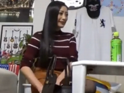 「やだ…恥ずかしいから…」菜々緒似の黒髪ロング人妻としっぽり不倫ハメ