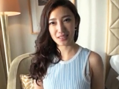 欲求不満のエロボディ人妻がホテルでヤリチン男の鬼ピストンに喘ぐ